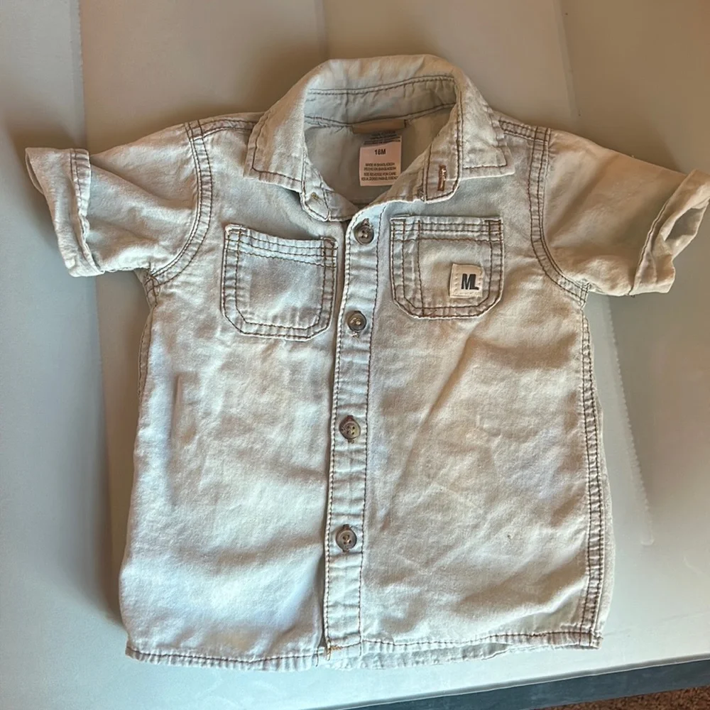 18month button down 💙 - Picture 1 of 4